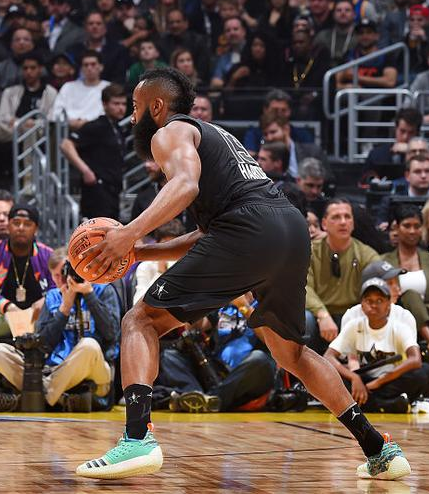 且缺少明示 且缺少明示